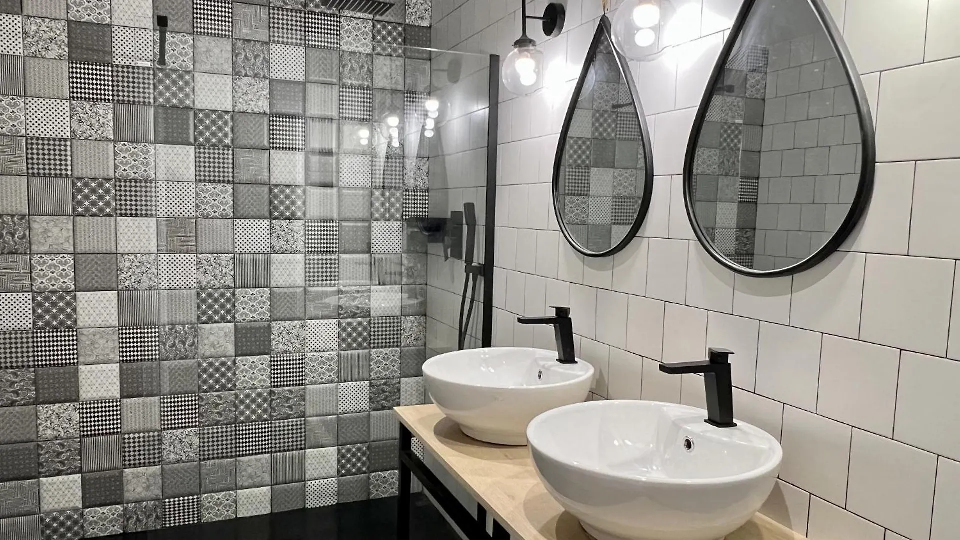 Aparthotel Luz De Gades - Suites Spa Gym - Adults Only 4*, Cadiz