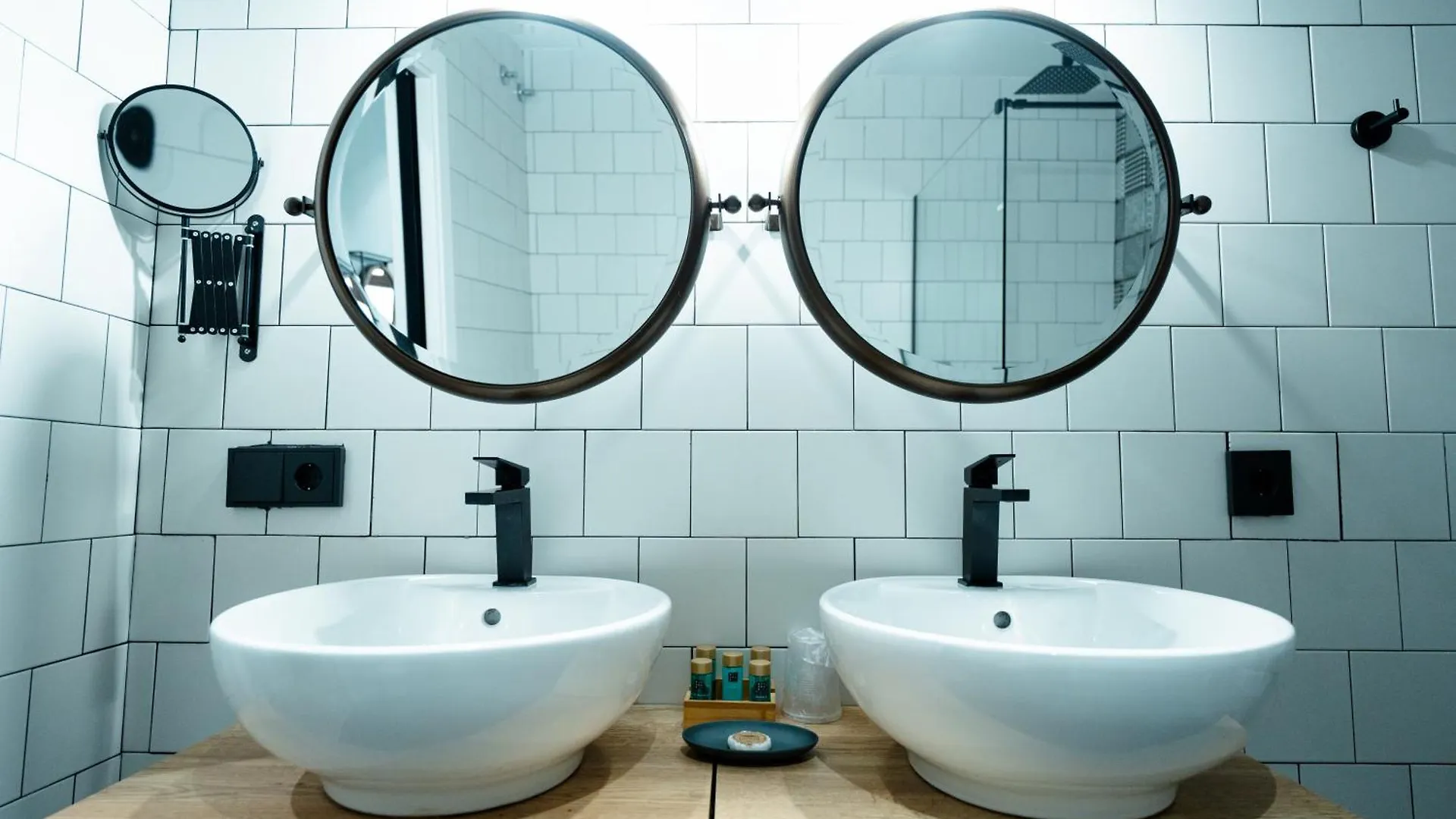Aparthotel Luz De Gades - Suites Spa Gym - Adults Only 4*, Cadiz
