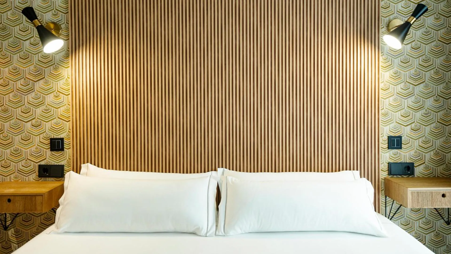 Aparthotel Luz De Gades - Suites Spa Gym - Adults Only 4*, Cadiz Spain