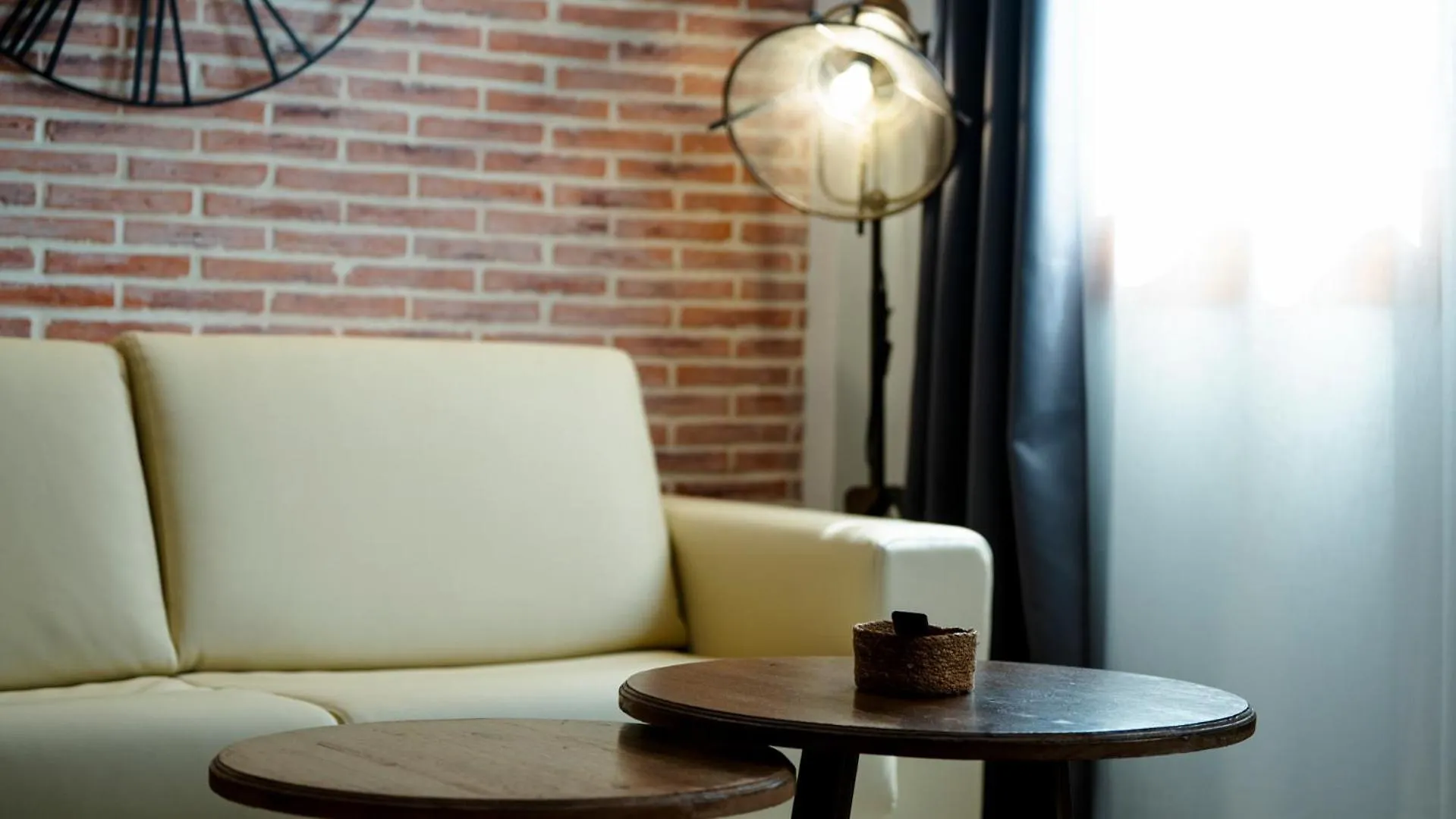 Aparthotel Luz De Gades - Suites Spa Gym - Adults Only
